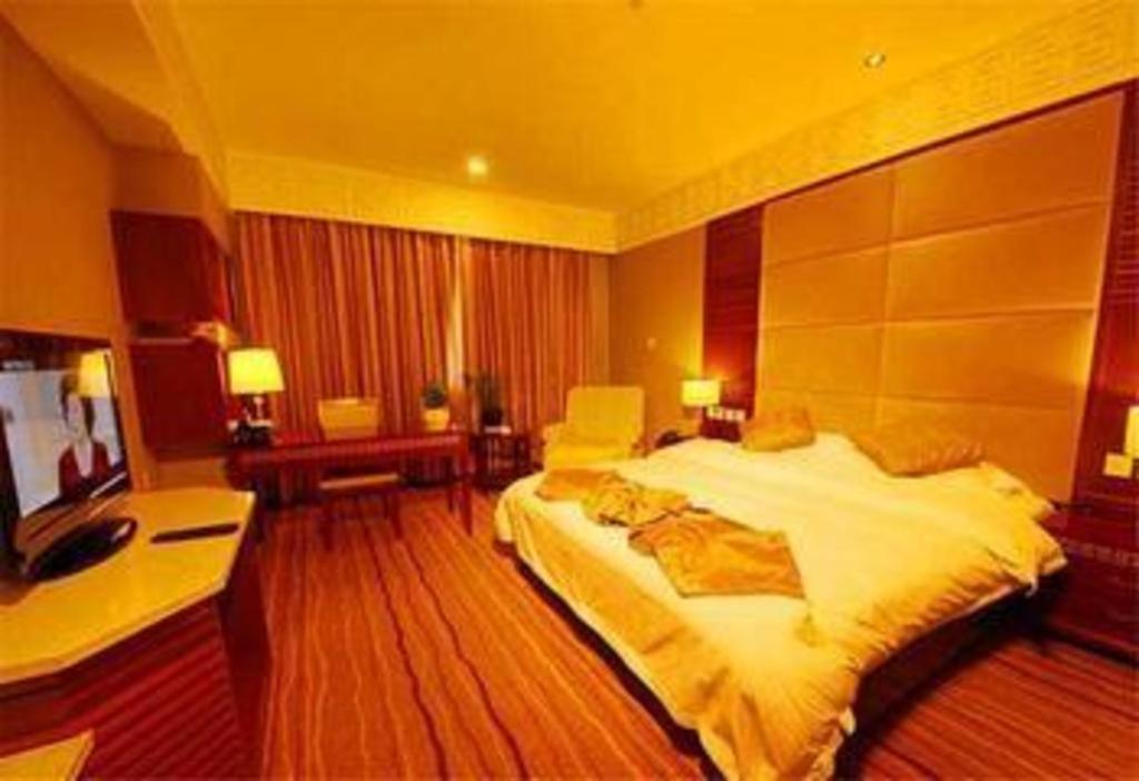 Golden Spring Hotel Lijiang Lijiang  Bagian luar foto