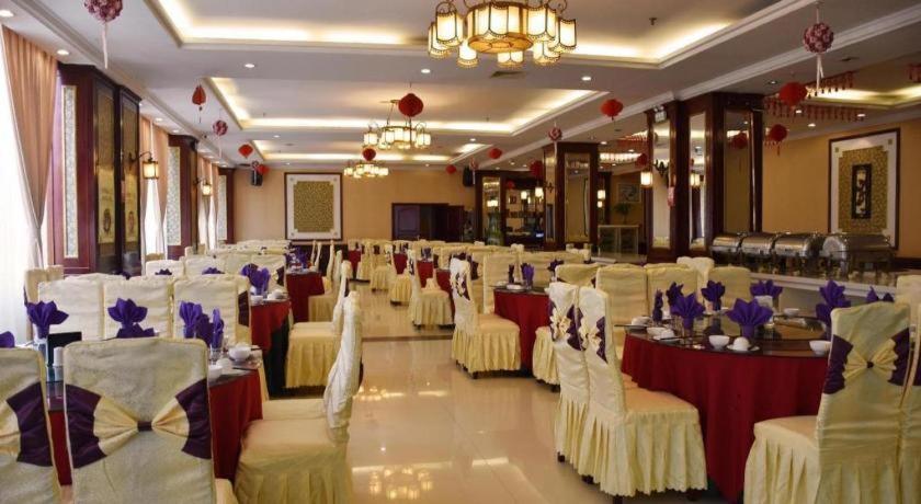 Golden Spring Hotel Lijiang Lijiang  Bagian luar foto