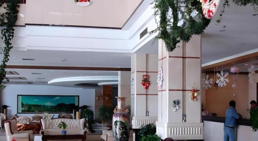 Golden Spring Hotel Lijiang Lijiang  Bagian luar foto