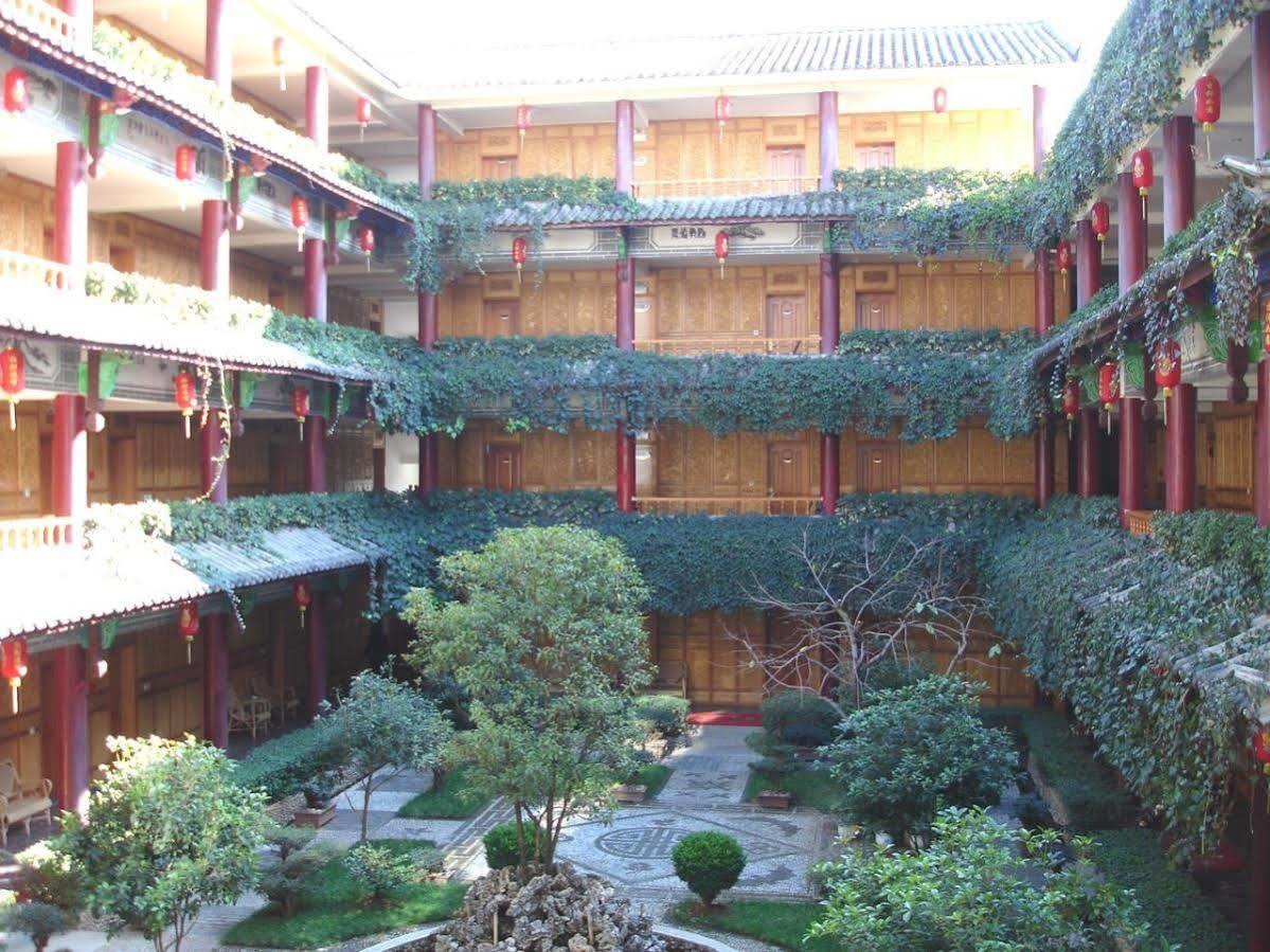 Golden Spring Hotel Lijiang Lijiang  Bagian luar foto